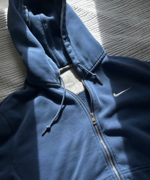 Vintage Nike zip hoodie